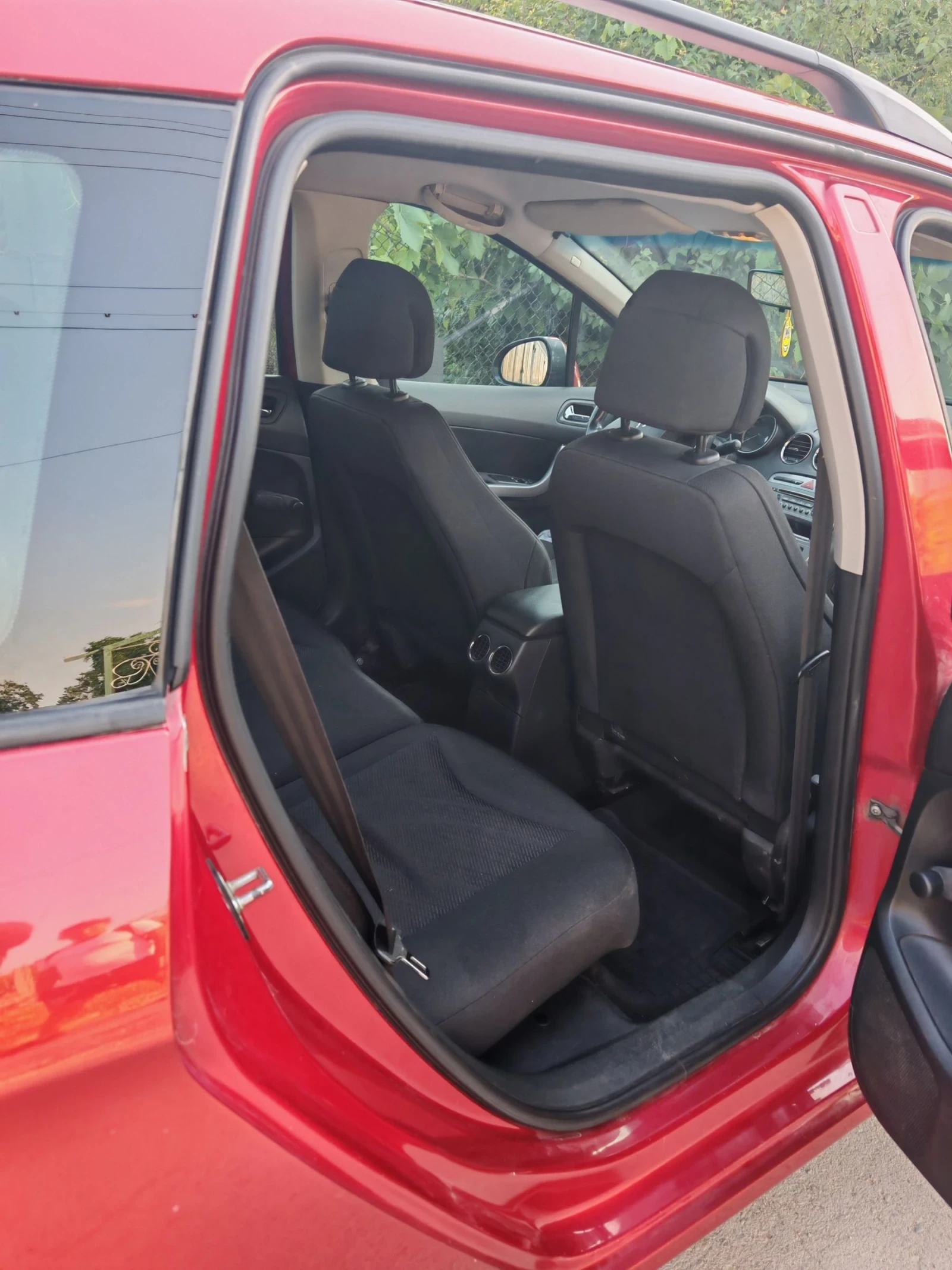 Peugeot 308 SW - изображение 2