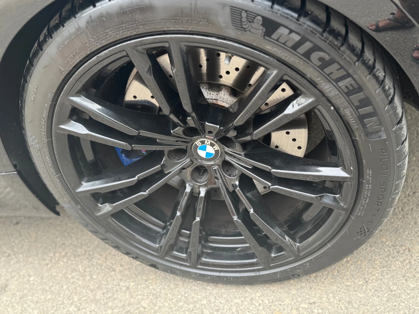 BMW M5 Competition  - изображение 7