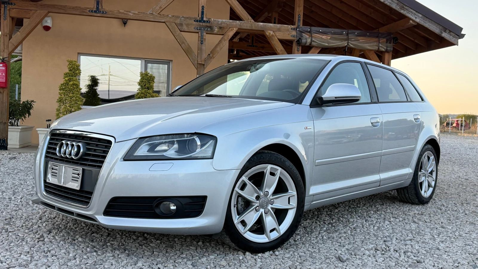 Audi A3 1.6TDI-105кс-EURO 5-Sline-КСЕНОН-ВНОС ИТАЛИЯ - изображение 3