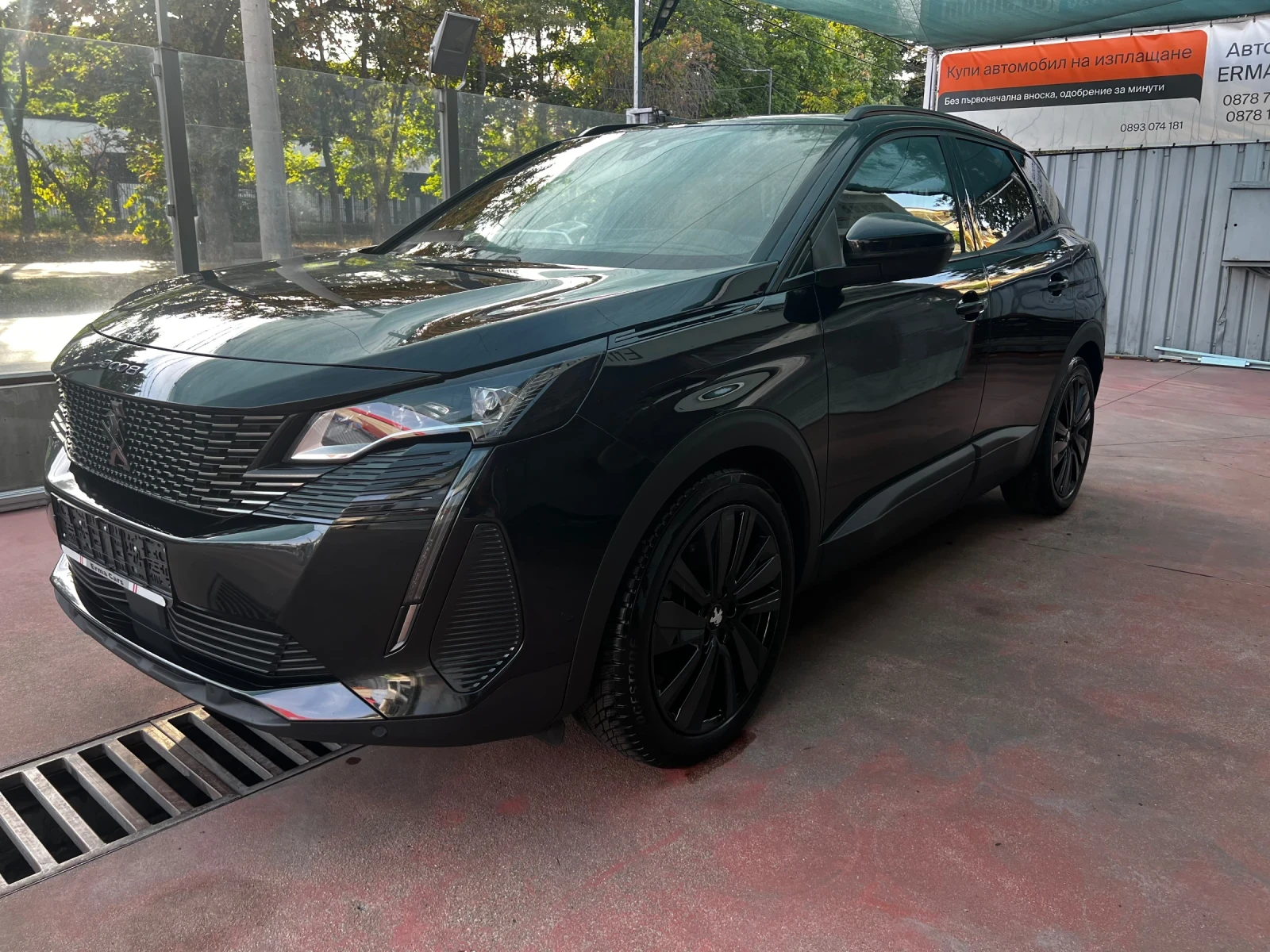 Peugeot 3008 GT 300к.с. 4х4 BLACK SHADOW - изображение 3