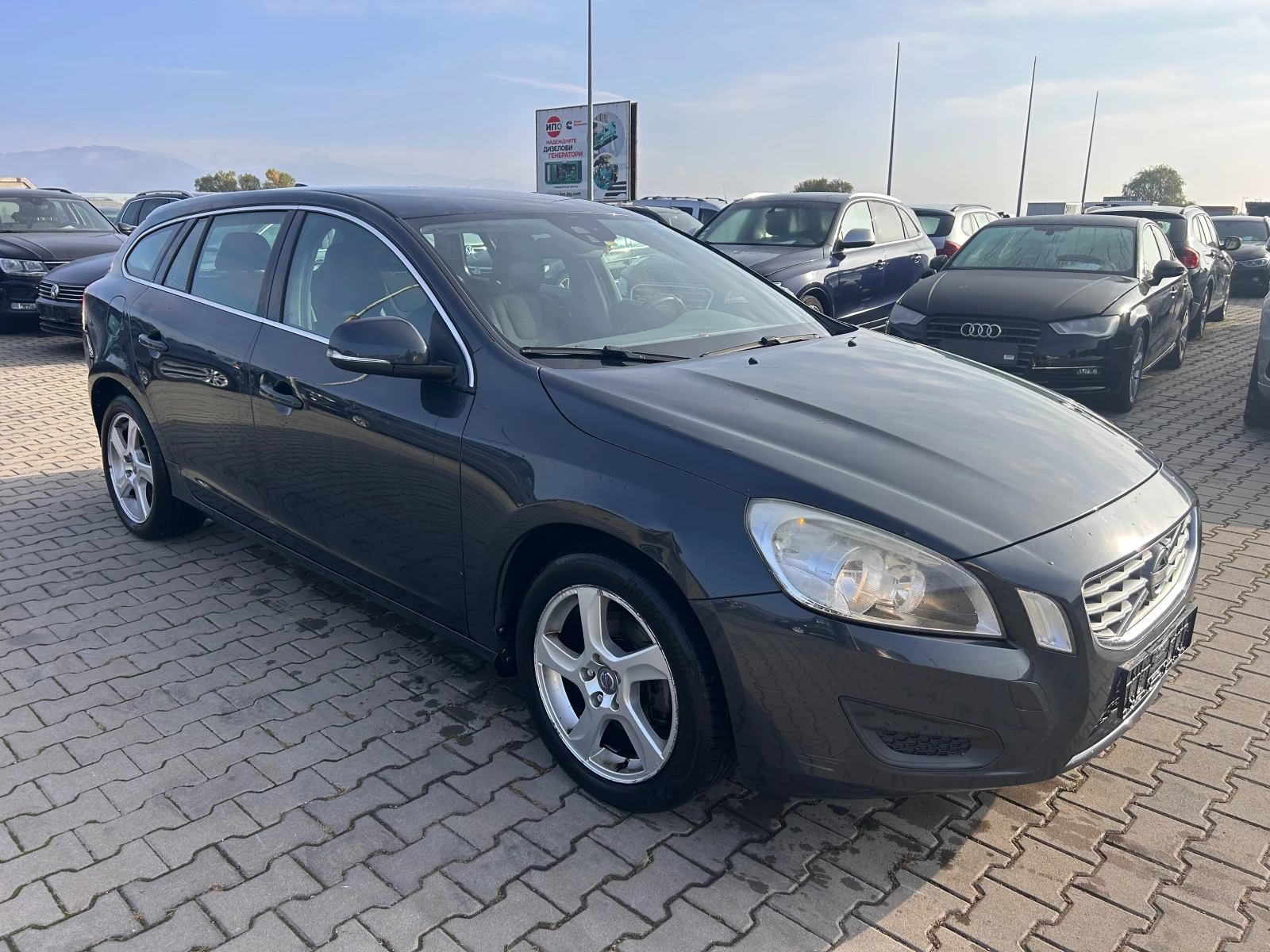 Volvo V60 1.6i NAVI EURO 5 - изображение 4
