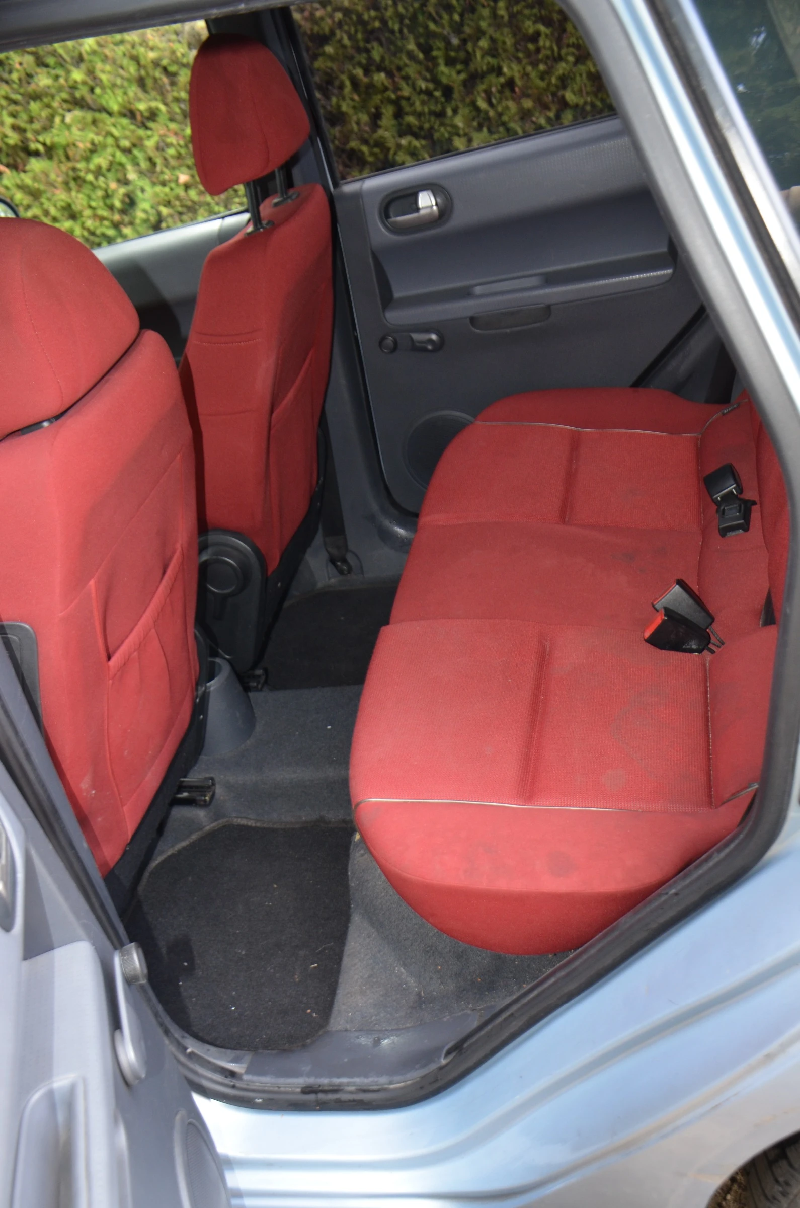 Mitsubishi Colt  - изображение 8