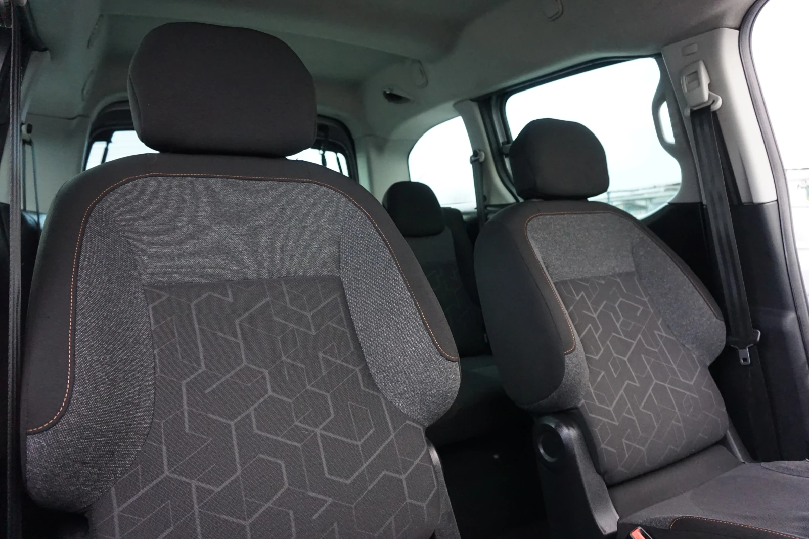 Peugeot Partner 1.6//Led/4+ 1/N1/EURO 6 | Mobile.bg   13