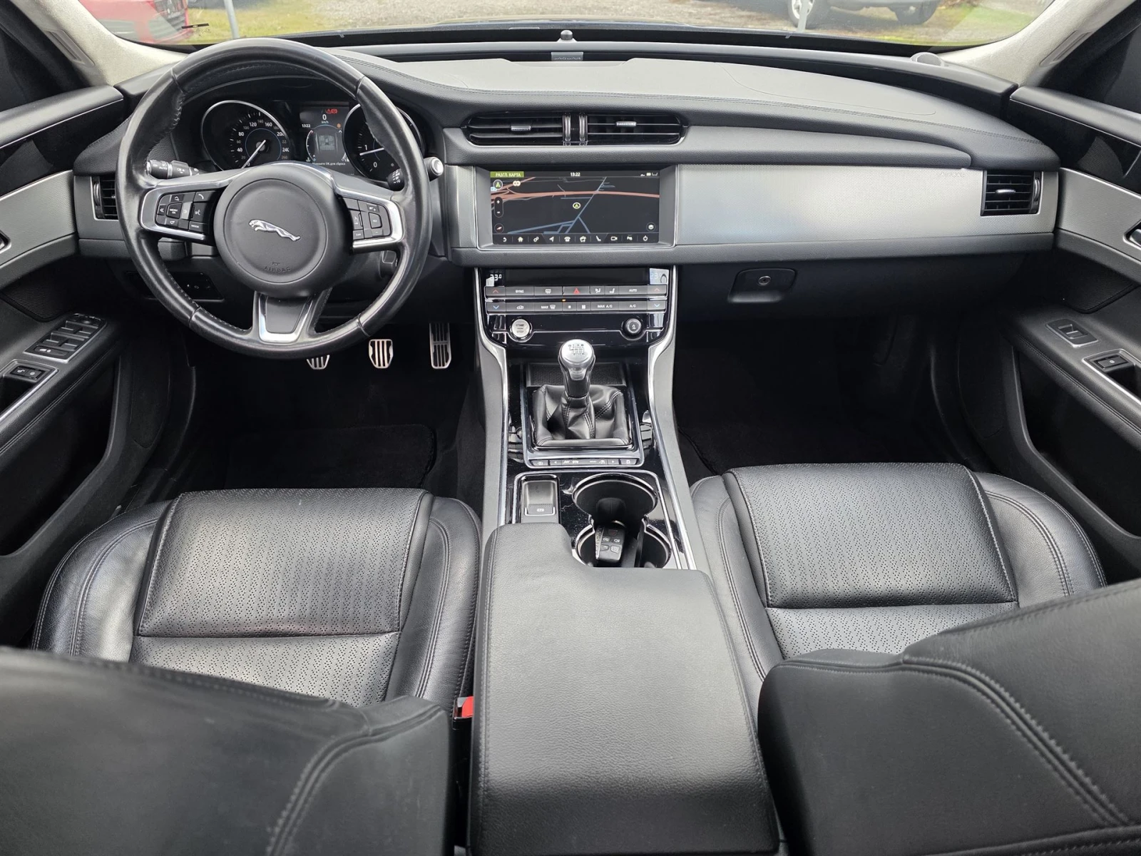 Jaguar Xf 20d Prestige - изображение 8