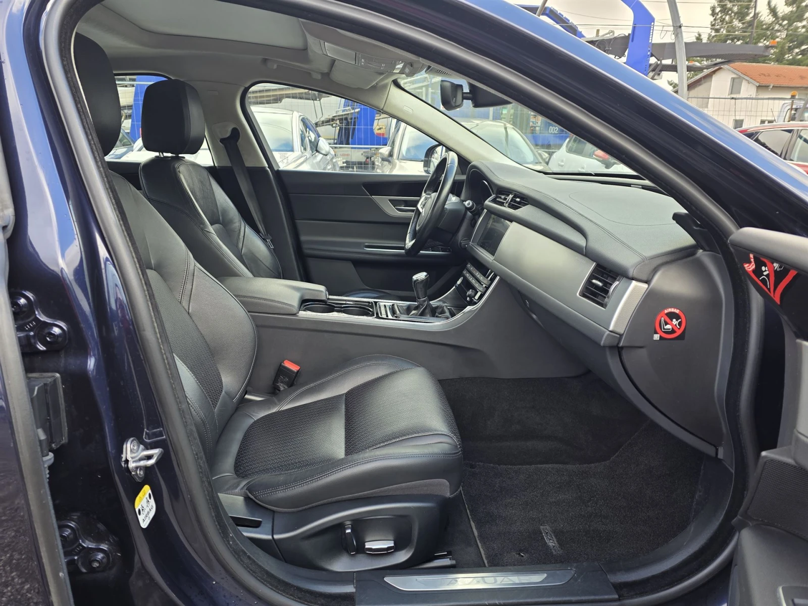 Jaguar Xf 20d Prestige - изображение 9