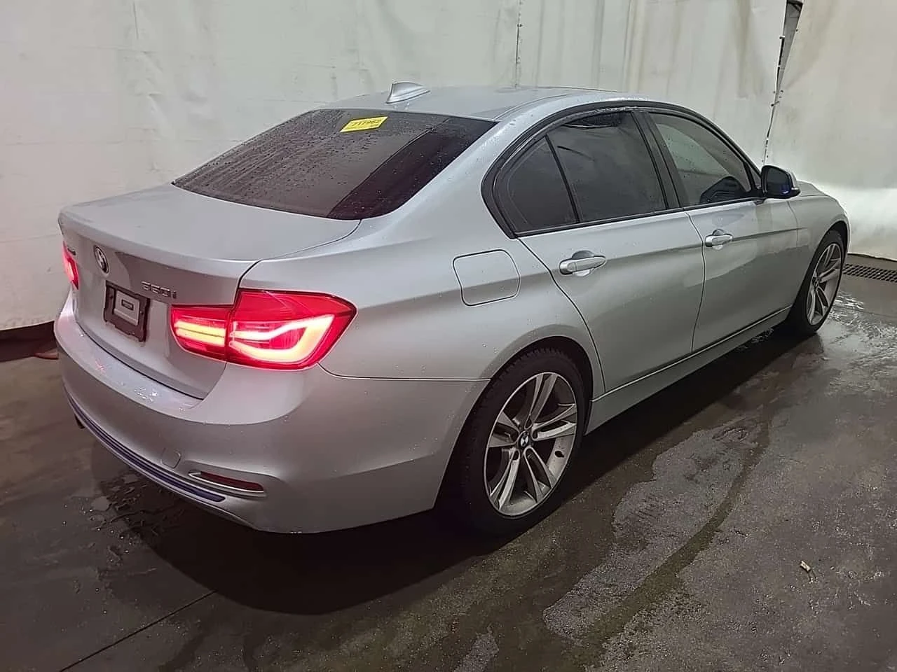 BMW 330 XDRIVE * CARFAX * ПОДГРЕВИ * 2 КЛЮЧА * ШИБИДАХ  - изображение 3
