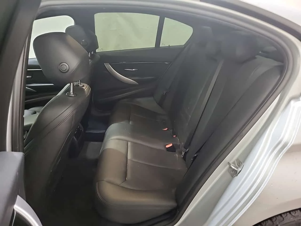 BMW 330 XDRIVE * CARFAX * �������� * 2 ����� * �������  | Mobile.bg � ����������� 12