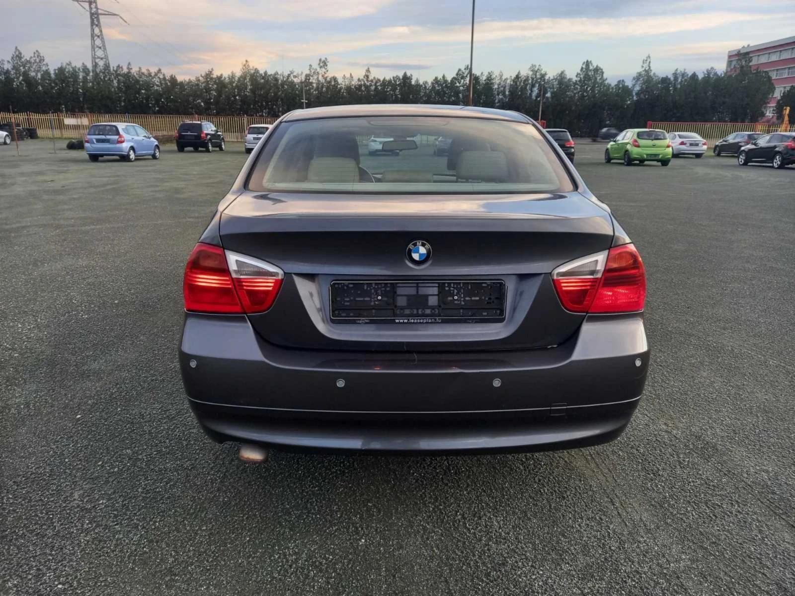 BMW 318, снимка 3 - Автомобили и джипове - 54491850