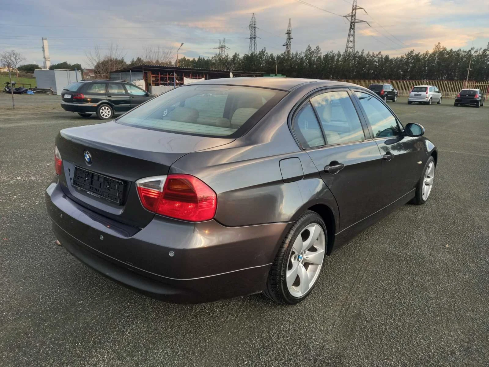 BMW 318, снимка 4 - Автомобили и джипове - 54491850