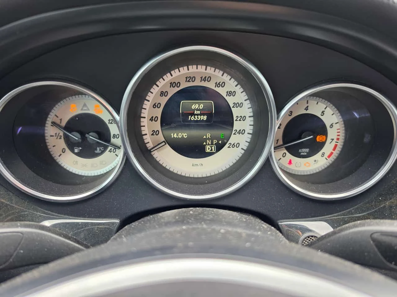 Mercedes-Benz CLS 550 CARFAX/МАСАЖИ/ОБДУХВАНЕ/Harman Kardon , снимка 8 - Автомобили и джипове - 54562721