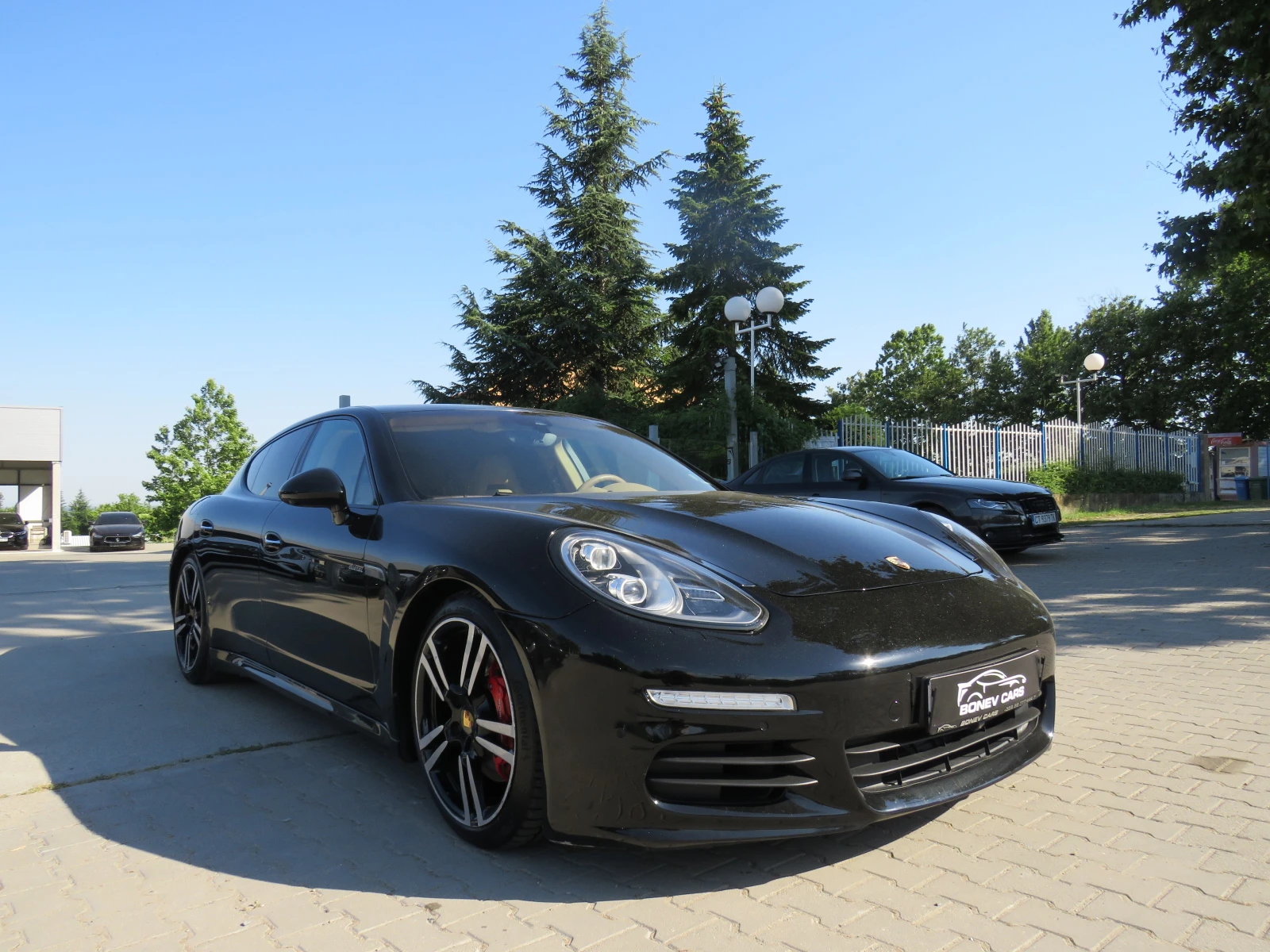 Porsche Panamera * DIESEL 8ZF PANO KEYLESS* , снимка 2 - Автомобили и джипове - 55153638