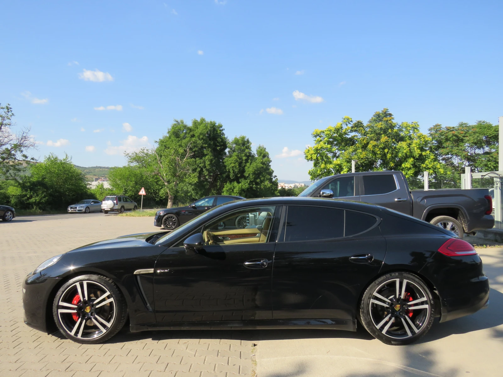 Porsche Panamera * DIESEL 8ZF PANO KEYLESS* , снимка 8 - Автомобили и джипове - 55153638