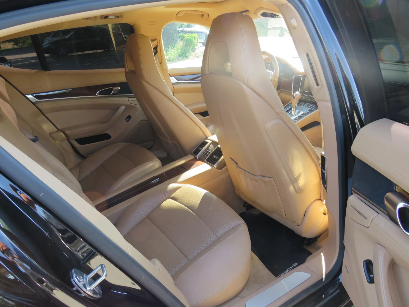 Porsche Panamera * DIESEL 8ZF PANO KEYLESS* , снимка 11 - Автомобили и джипове - 55153638