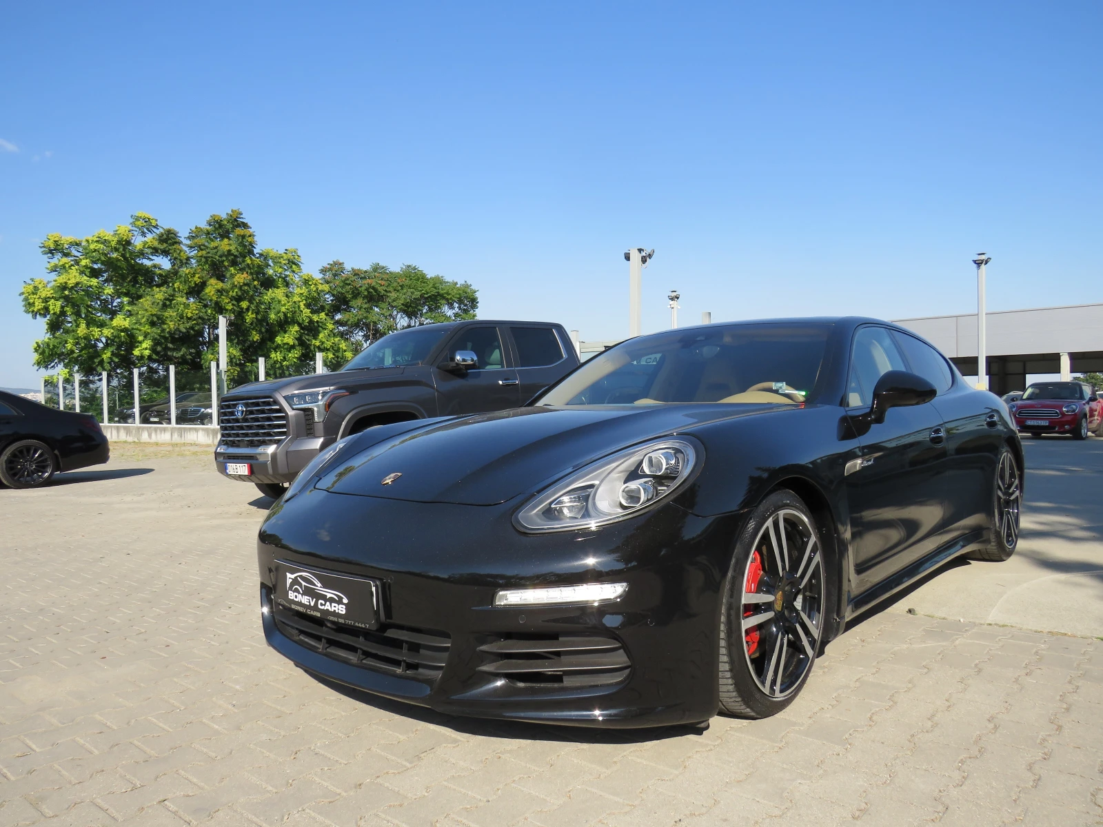 Porsche Panamera * DIESEL 8ZF PANO KEYLESS* , снимка 3 - Автомобили и джипове - 55153638