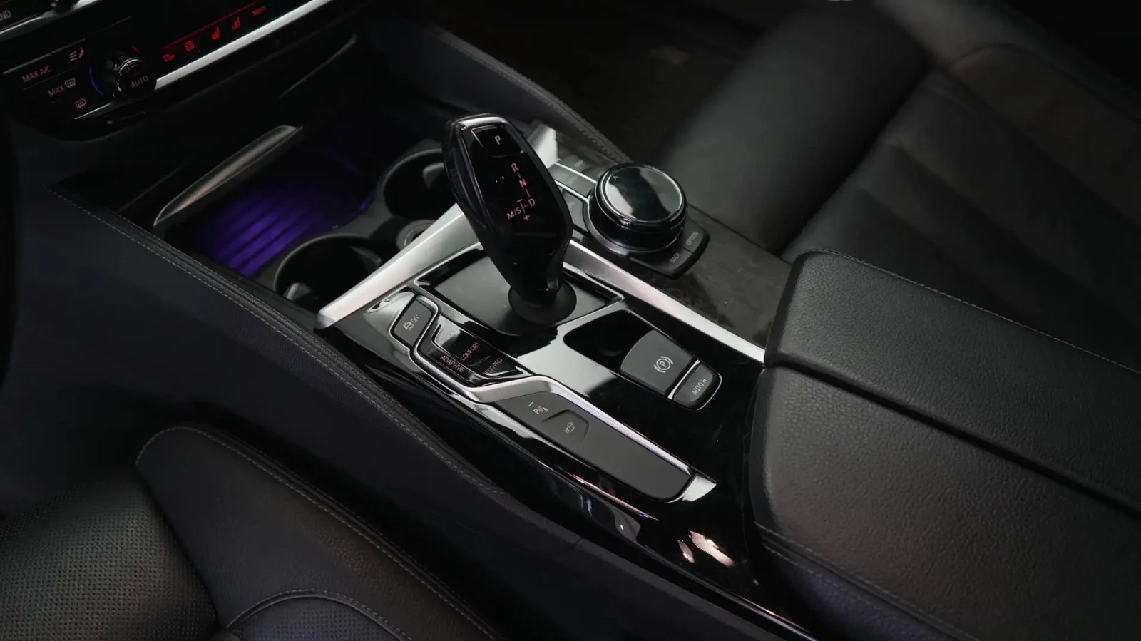 BMW 550 M xDrive ЦЕНА ДО БЪЛГАРИЯ АВТОКРЕДИТ, снимка 13 - Автомобили и джипове - 55772196