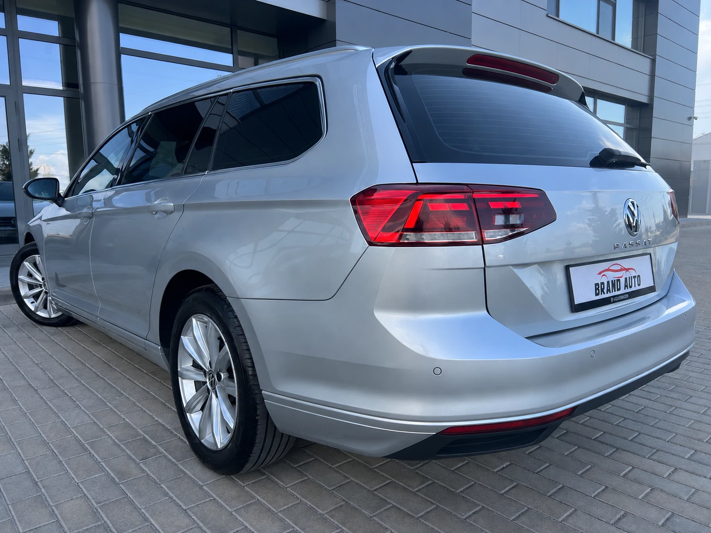 VW Passat * FACE LIFT * 2.0TDI  * DSG* 150 k.c, снимка 7 - Автомобили и джипове - 55946736