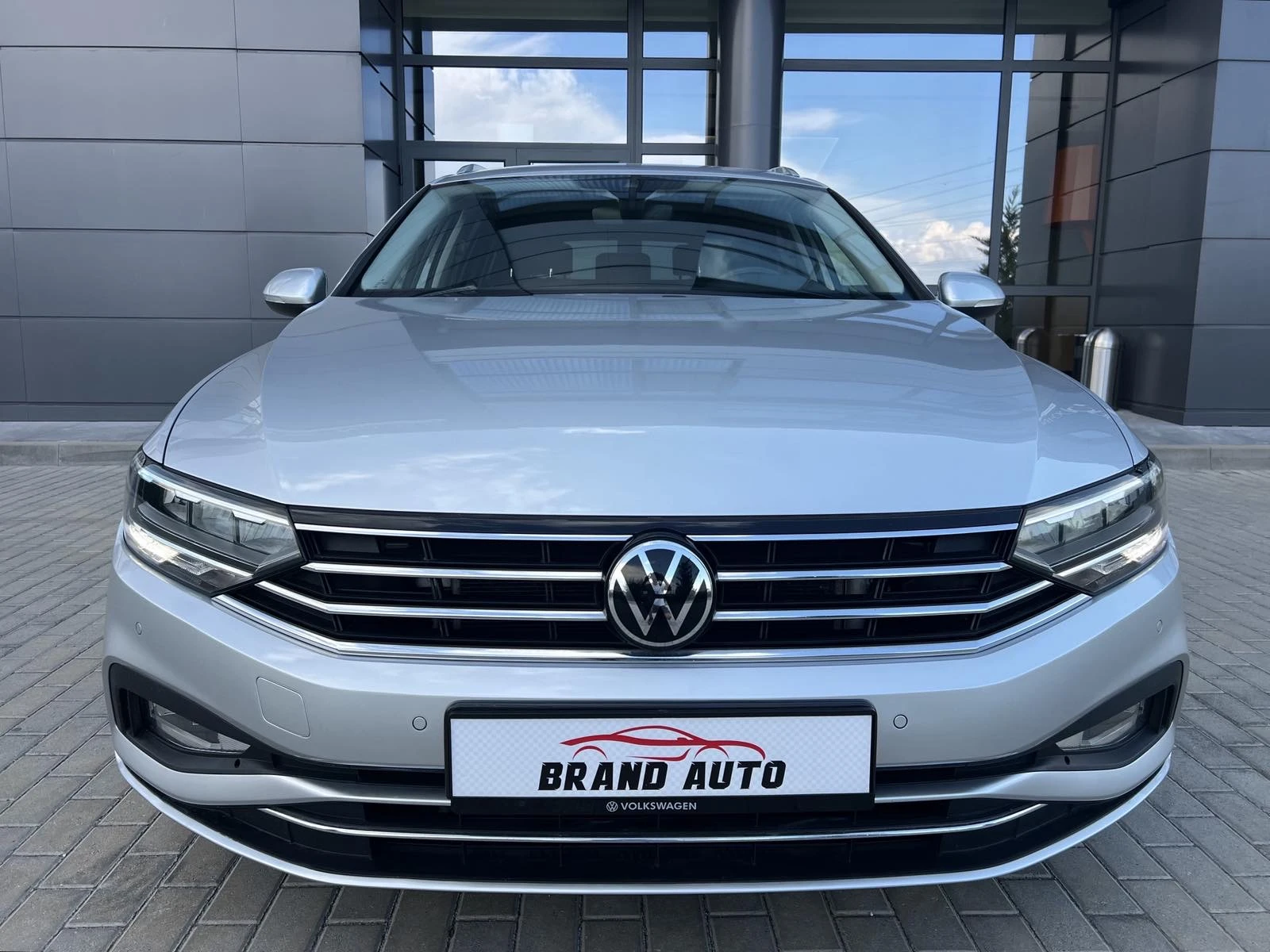VW Passat * FACE LIFT * 2.0TDI  * DSG* 150 k.c, снимка 2 - Автомобили и джипове - 55946736