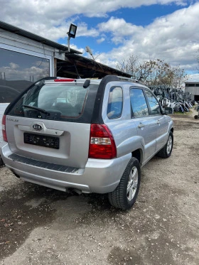 Kia Sportage 2.0 CRDi Aвтомат/ръчка, снимка 3