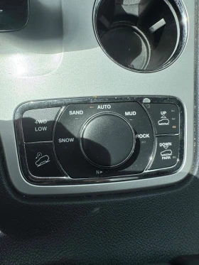 Jeep Grand cherokee 2015 Jeep Grand Cherokee Overland 4WD, снимка 10