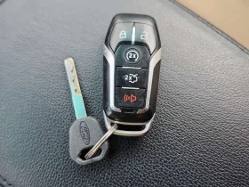 Ford Explorer * XLT * * 7-МЕСТНА* * ПАРКТРОНИК* * ПОДГРЕВ* , снимка 14