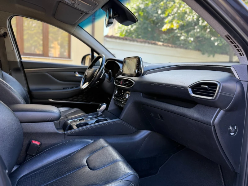 Hyundai Santa fe 2.2 4WD FULL, снимка 15 - Автомобили и джипове - 52008939
