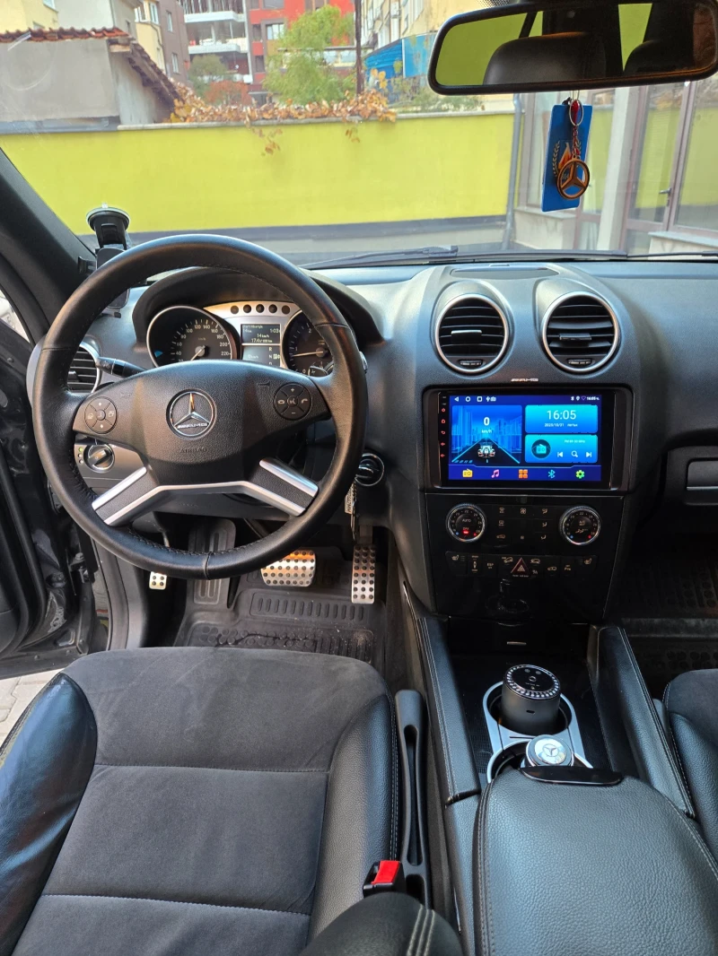 Mercedes-Benz ML 320, снимка 10 - Автомобили и джипове - 52395825