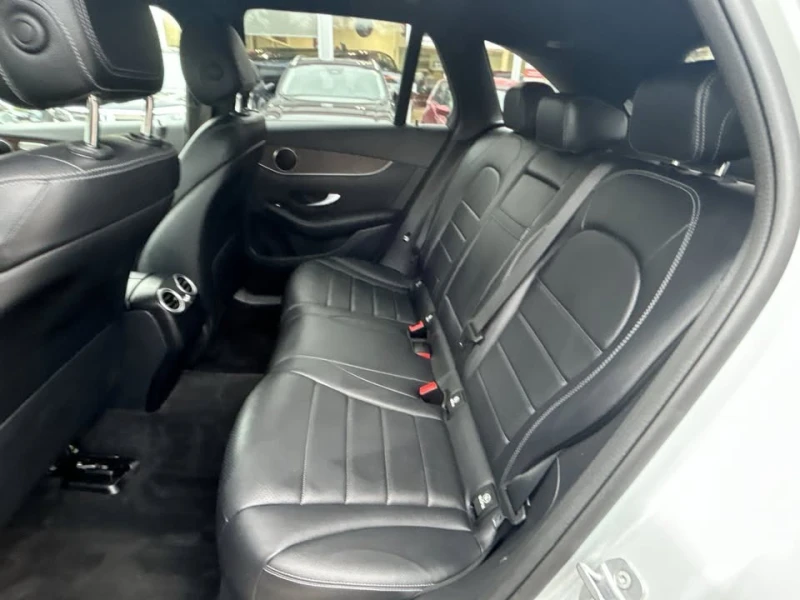 Mercedes-Benz GLC 300 4MATIC * * CARFAX * * АВТОКРЕДИТ * * , снимка 16 - Автомобили и джипове - 52801076