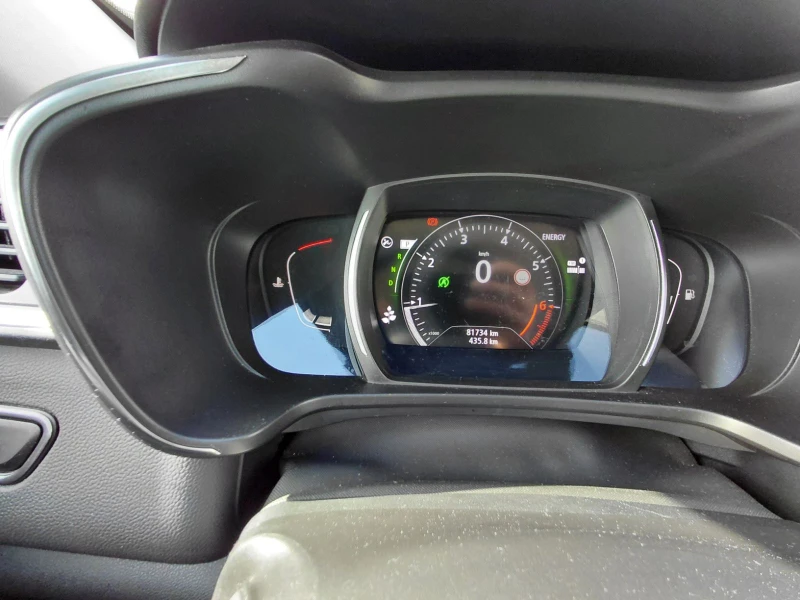 Renault Kadjar 1.3Tce/160к.с/Zen, снимка 13 - Автомобили и джипове - 53465760