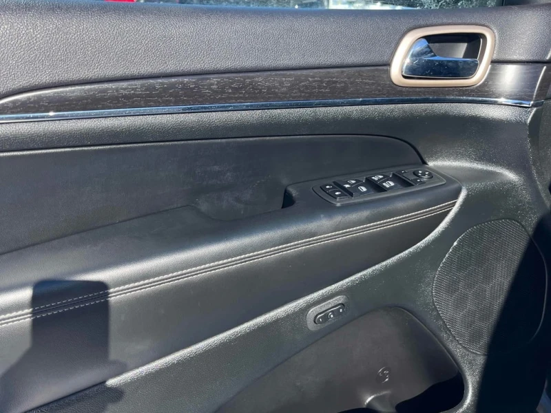 Jeep Grand cherokee * Limited * KEYLESS* ПОДГРЕВ* НАВИ* , снимка 11 - Автомобили и джипове - 53468386