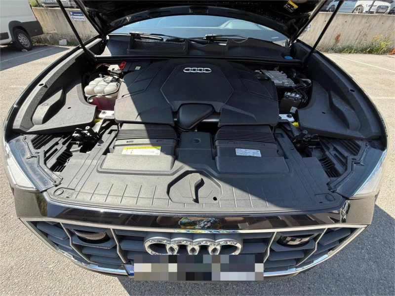 Audi Q8 Premium Plus 55 TFSI quattro ЛИЗИНГ БЕЗ ПЪРВ.ВН., снимка 17 - Автомобили и джипове - 53523785