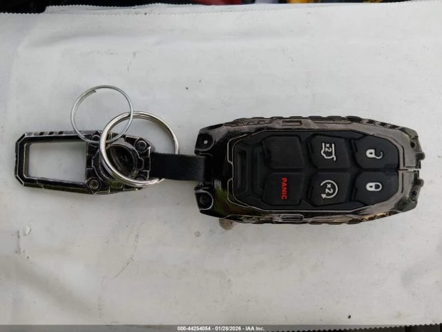 Dodge Durango R/T, снимка 11 - Автомобили и джипове - 53371092