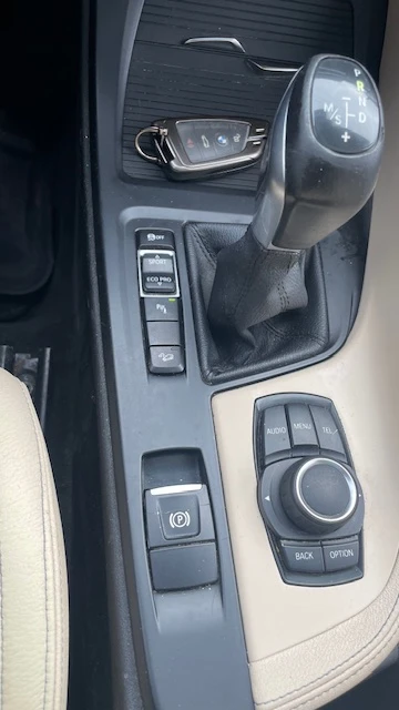 BMW X1 2, 8I X Drive, снимка 10 - Автомобили и джипове - 54223497