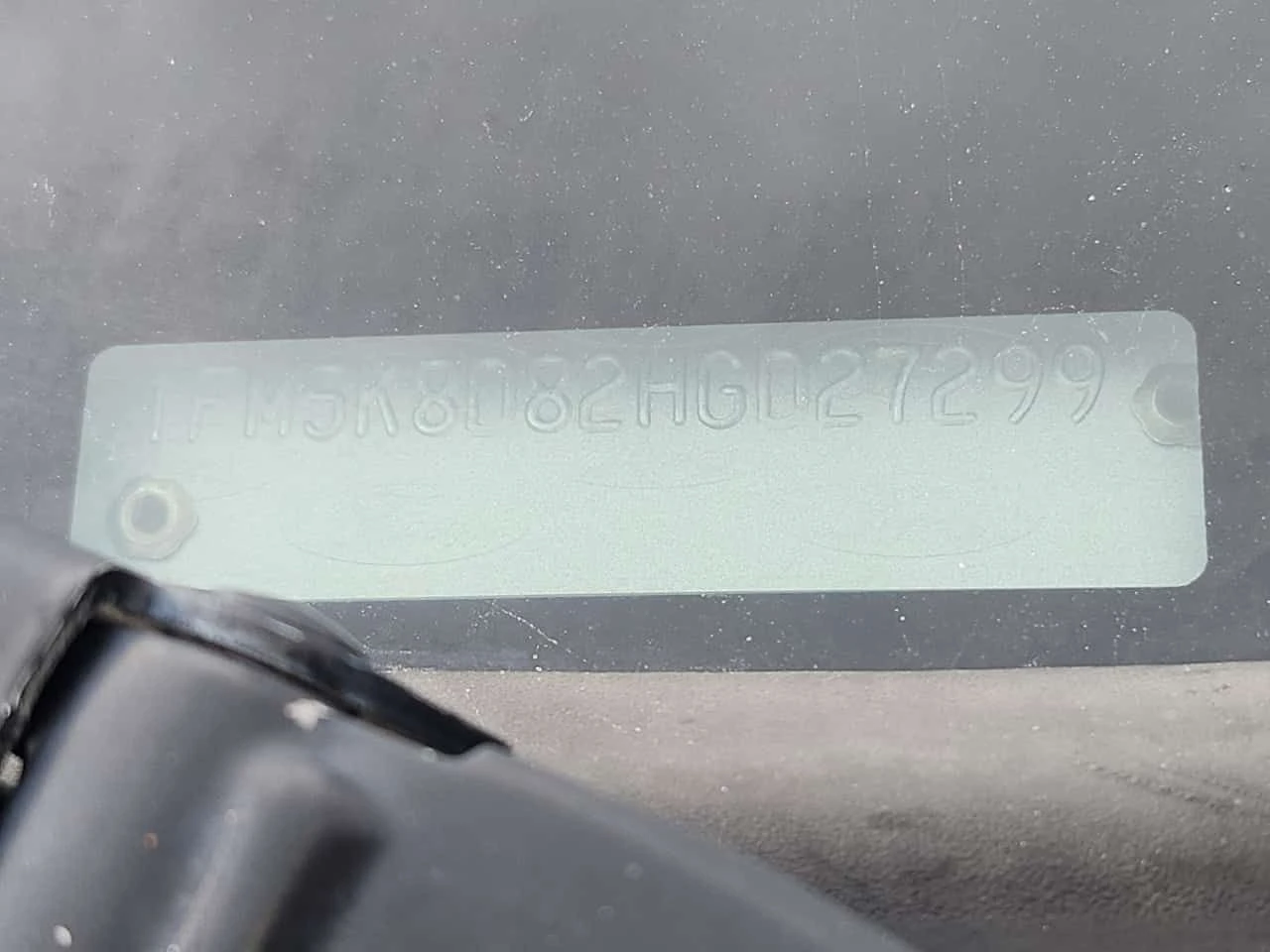 Ford Explorer * XLT * * 7-МЕСТНА* * ПАРКТРОНИК* * ПОДГРЕВ* , снимка 17 - Автомобили и джипове - 54158012