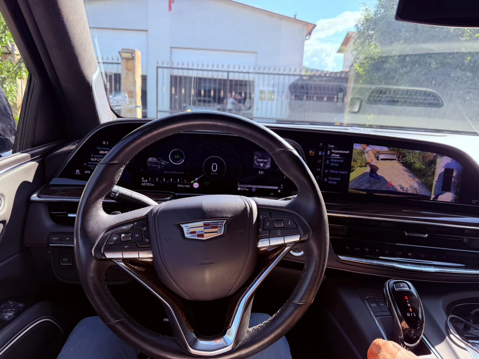 Cadillac Escalade, снимка 5 - Автомобили и джипове - 55188023