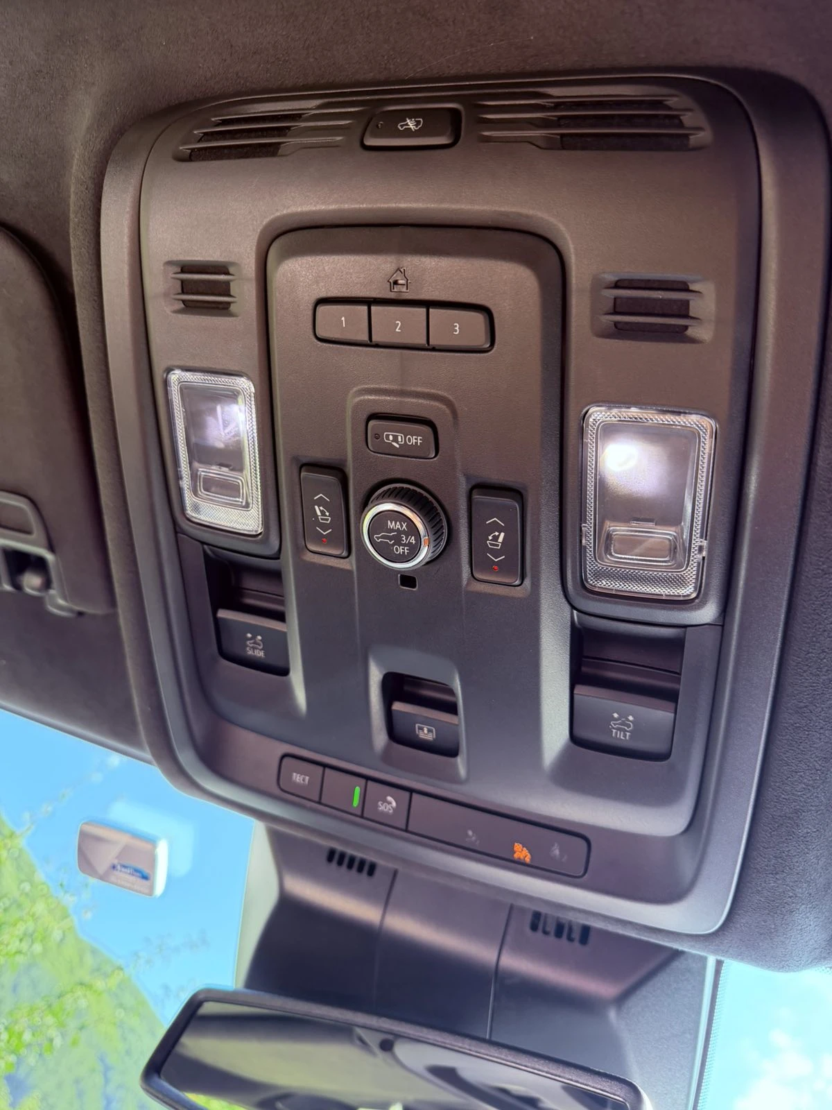 Cadillac Escalade, снимка 8 - Автомобили и джипове - 55188023