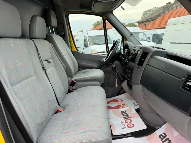 VW Crafter 2.5TDI ЛИЗИНГ, снимка 9 - Бусове и автобуси - 47488050