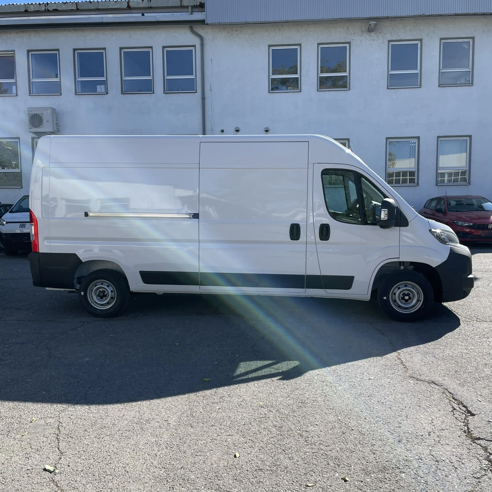 Fiat Ducato VAN 335L3H2 2.2 Multijet3 140 MT S&S E6 - изображение 4