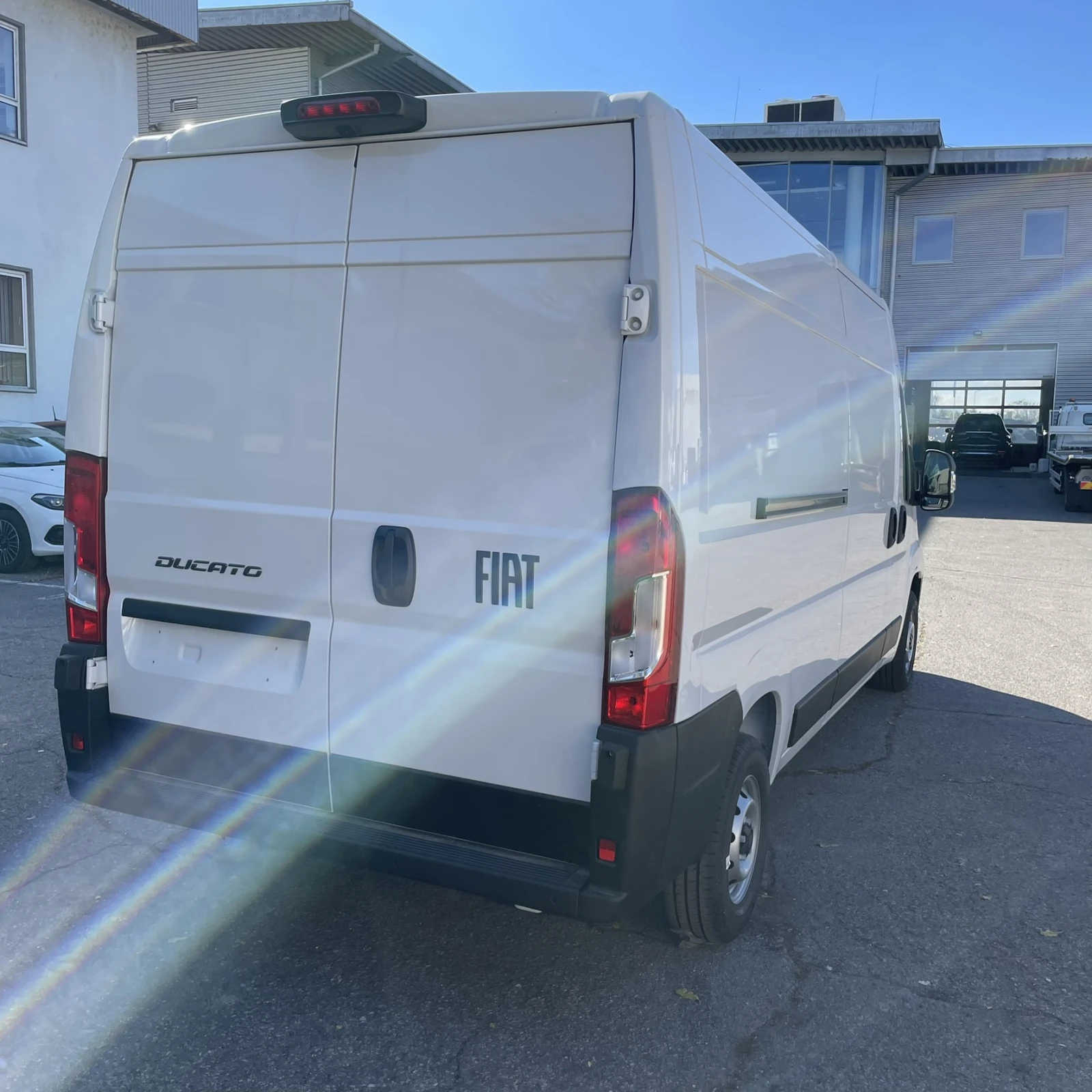 Fiat Ducato VAN 335L3H2 2.2 Multijet3 140 MT S&S E6 - изображение 5