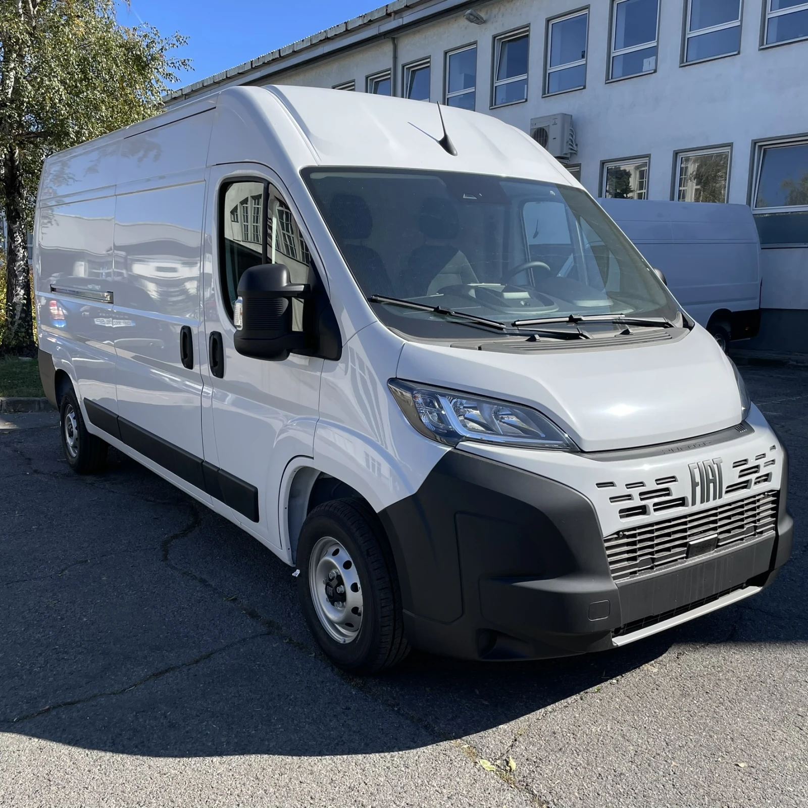 Fiat Ducato VAN 335L3H2 2.2 Multijet3 140 MT S&S E6 - изображение 3