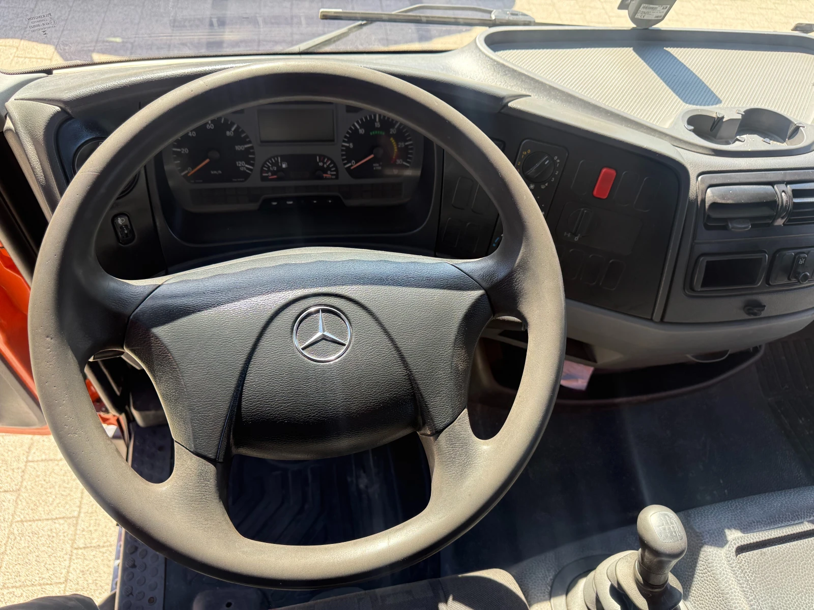 Mercedes-Benz Atego 818 4.00м. х 2.32м. , снимка 15 - Камиони - 56325412