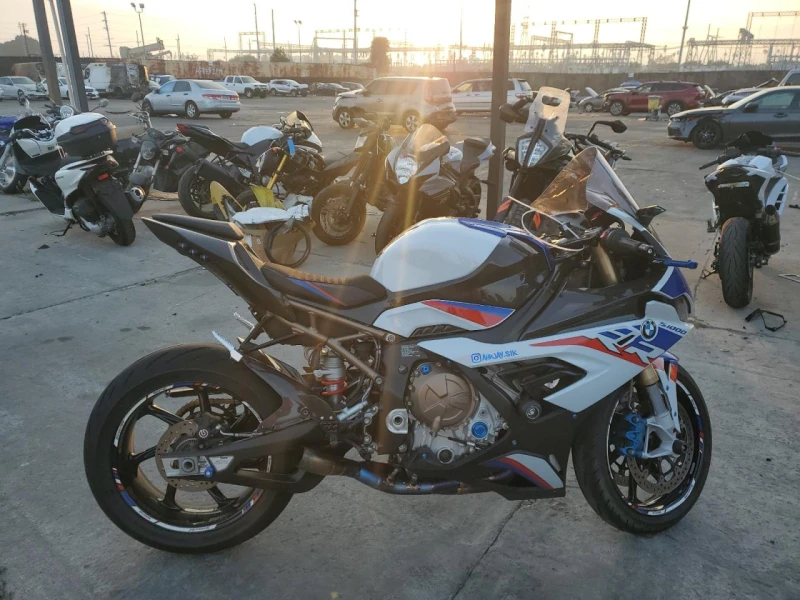 BMW S 1000RR| ВИДЕО + СЕРВИЗНА ИСТОРИЯ, снимка 1 - Мотоциклети и мототехника - 49258261