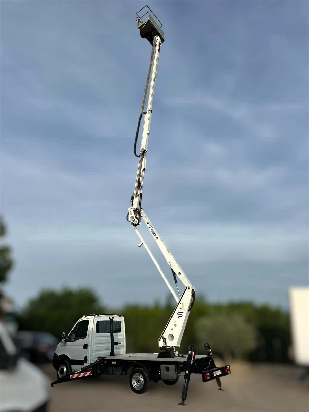 Автовишка Iveco 35С14 - изображение 10