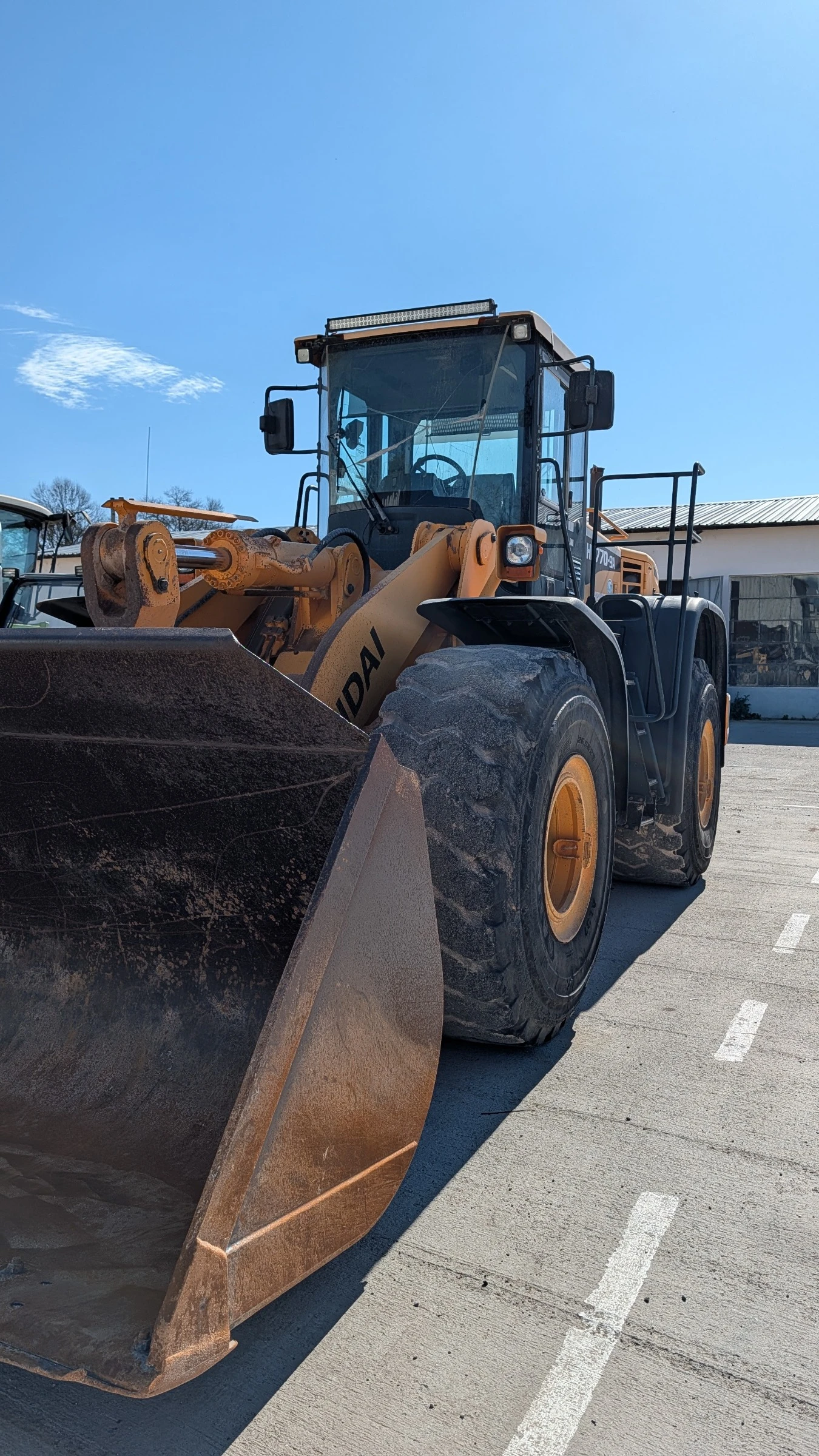 ����� ������� Hyundai HL770-9A | Mobile.bg � ����������� 3