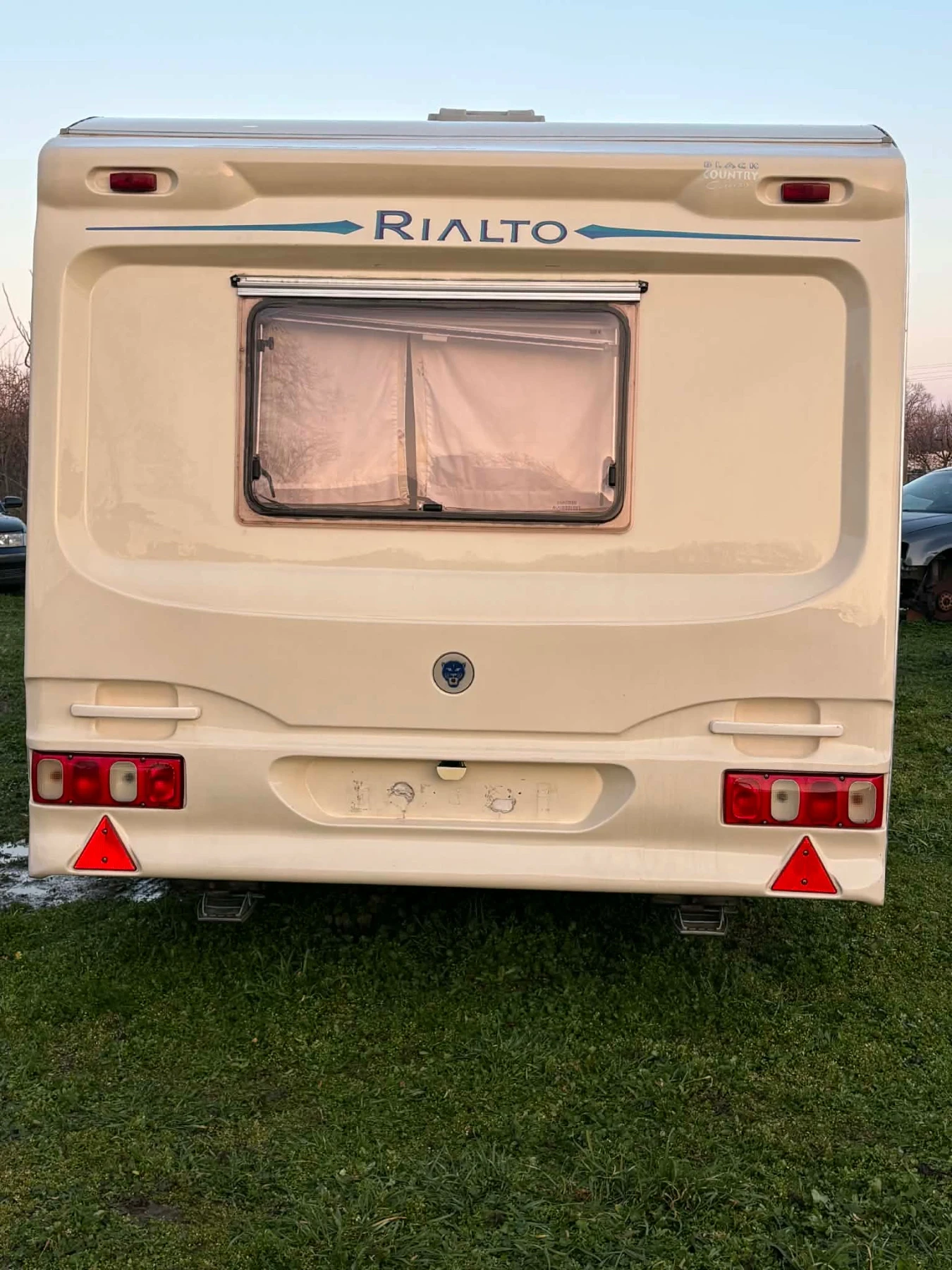 Каравана Avondale Rialto 480-2 - изображение 3