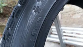 Гуми Зимни 225/45R17, снимка 8