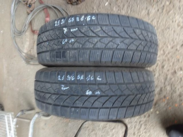 Гуми Зимни 215/65R16, снимка 3 - Гуми и джанти - 17878050