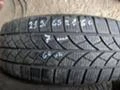 Гуми Зимни 215/65R16, снимка 1