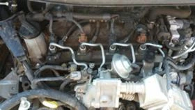 Toyota Auris 1.6 i-2 бр., снимка 11