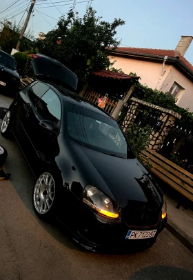 VW Golf 2.0T, снимка 2