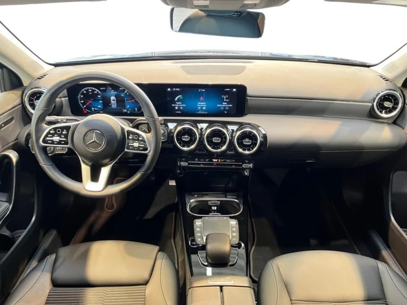 Mercedes-Benz A 200 d Progressive, снимка 2 - Автомобили и джипове - 33754259